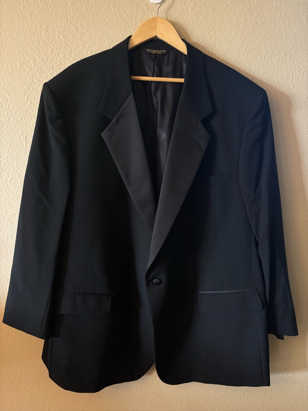 Vintage Rafael Rome New York Black Tuxedo Jacket 54PL Made in USA Satin Lapel